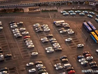 燃油車退市潮起，中國汽車行業(yè)新能源轉(zhuǎn)型路向何方？