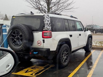 Jeep Recon純電越野SUV路測圖曝光，硬派風(fēng)格酷似福特Bronco